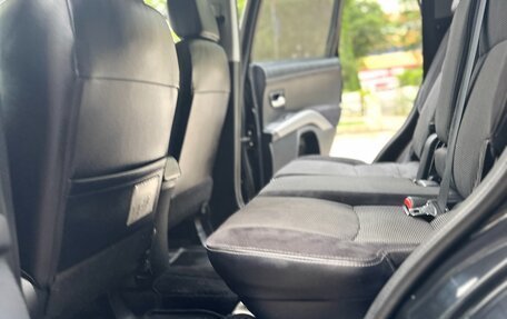 Mitsubishi Outlander III рестайлинг 3, 2010 год, 1 250 000 рублей, 13 фотография