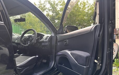 Mitsubishi Outlander III рестайлинг 3, 2010 год, 1 250 000 рублей, 12 фотография