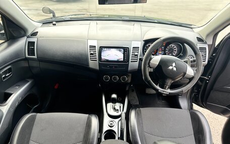 Mitsubishi Outlander III рестайлинг 3, 2010 год, 1 250 000 рублей, 10 фотография