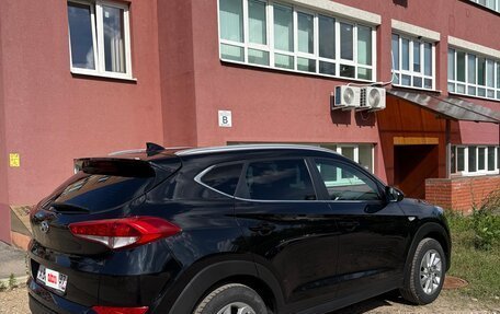 Hyundai Tucson III, 2018 год, 2 000 000 рублей, 6 фотография