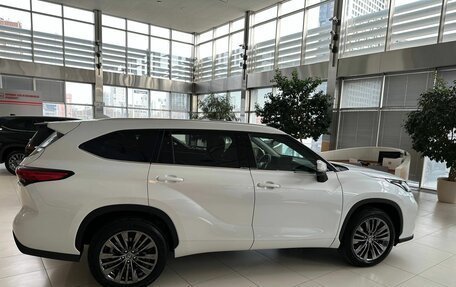 Toyota Highlander, 2026 год, 5 799 000 рублей, 5 фотография