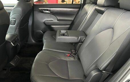 Toyota Highlander, 2026 год, 5 799 000 рублей, 19 фотография