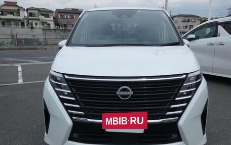 Nissan Serena, 2023 год, 2 310 300 рублей, 2 фотография