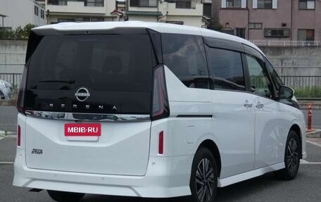Nissan Serena, 2023 год, 2 310 300 рублей, 4 фотография