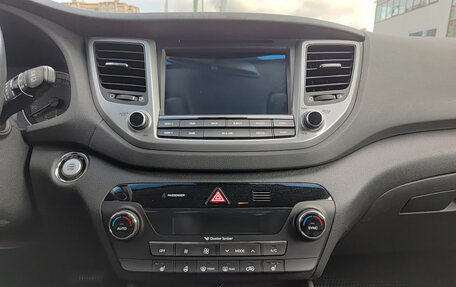 Hyundai Tucson III, 2015 год, 1 890 000 рублей, 18 фотография