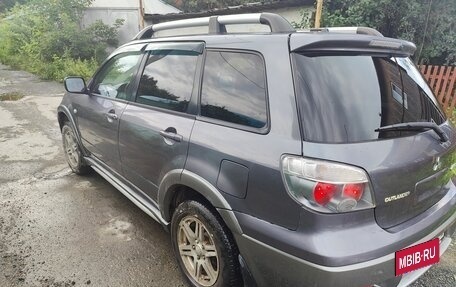 Mitsubishi Outlander III рестайлинг 3, 2005 год, 600 000 рублей, 6 фотография
