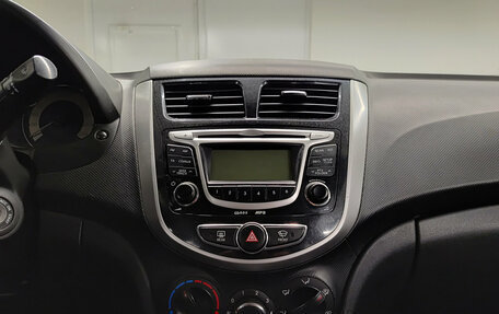 Hyundai Solaris II рестайлинг, 2013 год, 775 000 рублей, 18 фотография