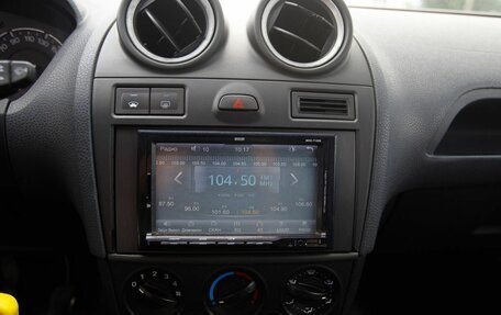 Ford Fiesta, 2007 год, 280 000 рублей, 13 фотография