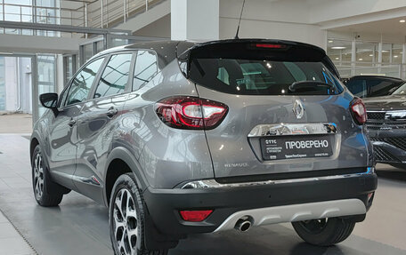 Renault Kaptur I рестайлинг, 2017 год, 1 445 000 рублей, 8 фотография