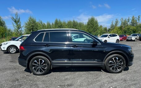 Volkswagen Tiguan II, 2018 год, 2 509 700 рублей, 7 фотография