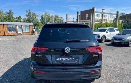 Volkswagen Tiguan II, 2018 год, 2 509 700 рублей, 5 фотография