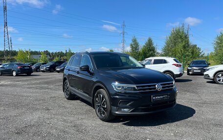 Volkswagen Tiguan II, 2018 год, 2 509 700 рублей, 9 фотография