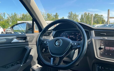 Volkswagen Tiguan II, 2018 год, 2 509 700 рублей, 15 фотография