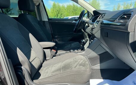 Volkswagen Tiguan II, 2018 год, 2 509 700 рублей, 14 фотография
