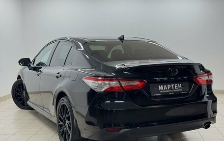 Toyota Camry, 2019 год, 3 272 000 рублей, 4 фотография