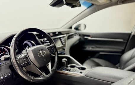 Toyota Camry, 2019 год, 3 272 000 рублей, 11 фотография