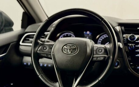 Toyota Camry, 2019 год, 3 272 000 рублей, 19 фотография