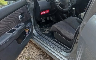 Nissan Tiida, 2011 год, 540 000 рублей, 1 фотография
