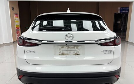 Mazda CX-4, 2021 год, 1 850 000 рублей, 6 фотография
