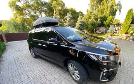 KIA Carnival III, 2018 год, 2 800 000 рублей, 4 фотография
