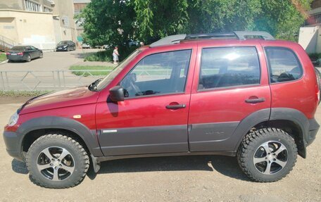 Chevrolet Niva I рестайлинг, 2013 год, 450 000 рублей, 3 фотография