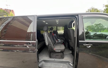 Volkswagen Multivan T6 рестайлинг, 2016 год, 4 100 000 рублей, 14 фотография