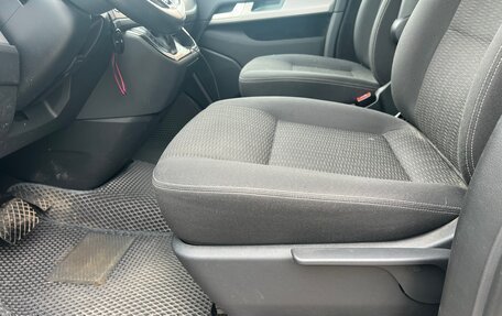 Volkswagen Multivan T6 рестайлинг, 2016 год, 4 100 000 рублей, 13 фотография
