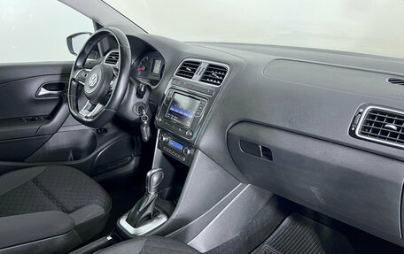 Volkswagen Polo VI (EU Market), 2018 год, 1 250 000 рублей, 12 фотография