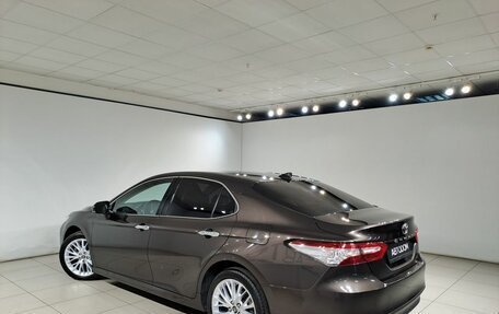 Toyota Camry, 2018 год, 2 799 000 рублей, 7 фотография