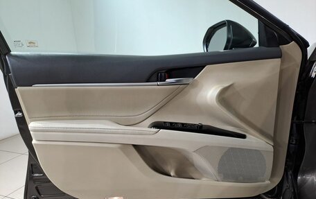 Toyota Camry, 2018 год, 2 799 000 рублей, 16 фотография