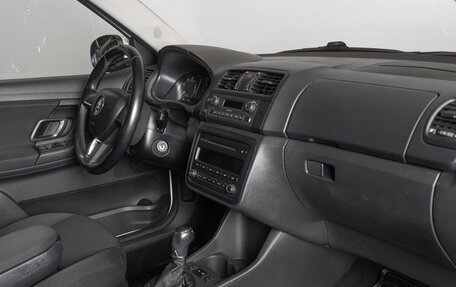Skoda Fabia II, 2014 год, 835 900 рублей, 7 фотография