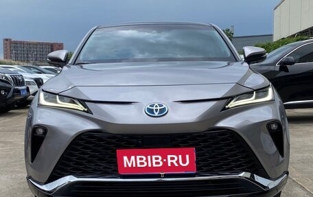Toyota Venza, 2022 год, 5 300 000 рублей, 1 фотография