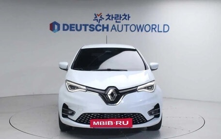 Renault ZOE I рестайлинг, 2021 год, 1 480 000 рублей, 3 фотография