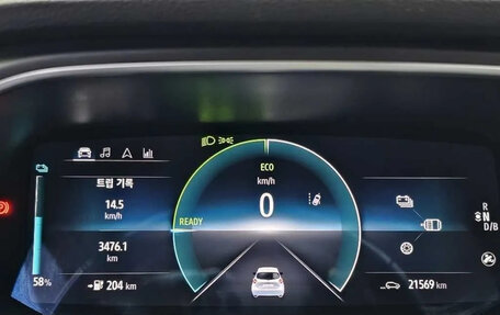 Renault ZOE I рестайлинг, 2021 год, 1 480 000 рублей, 13 фотография