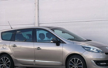 Renault Scenic III, 2012 год, 847 000 рублей, 5 фотография