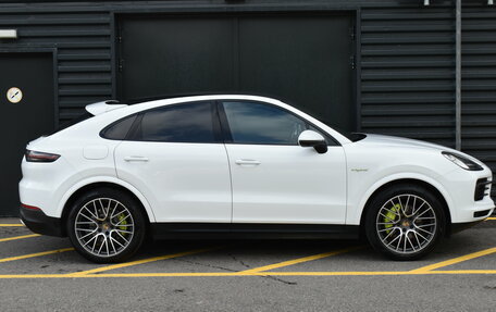 Porsche Cayenne III, 2022 год, 7 300 000 рублей, 8 фотография