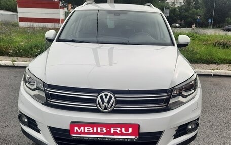 Volkswagen Tiguan I, 2015 год, 1 550 000 рублей, 2 фотография