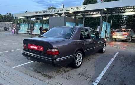 Mercedes-Benz E-Класс, 1993 год, 175 000 рублей, 3 фотография