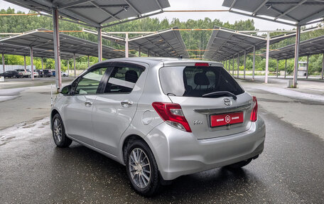 Toyota Vitz, 2014 год, 859 900 рублей, 5 фотография