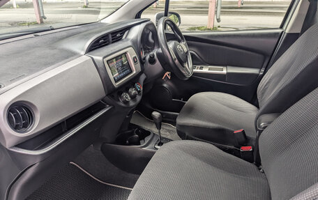 Toyota Vitz, 2014 год, 859 900 рублей, 10 фотография