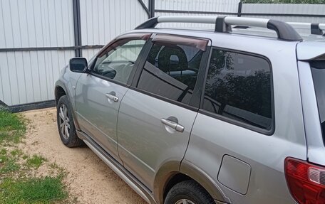 Mitsubishi Outlander III рестайлинг 3, 2006 год, 150 000 рублей, 4 фотография