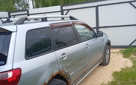 Mitsubishi Outlander III рестайлинг 3, 2006 год, 150 000 рублей, 3 фотография