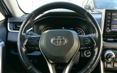 Toyota RAV4, 2020 год, 3 110 000 рублей, 16 фотография