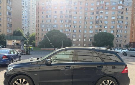 Mercedes-Benz M-Класс, 2012 год, 2 400 000 рублей, 7 фотография