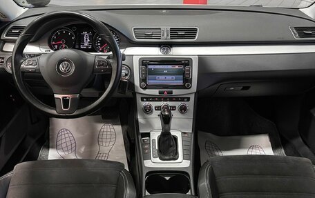 Volkswagen Passat CC I рестайлинг, 2013 год, 1 530 000 рублей, 30 фотография