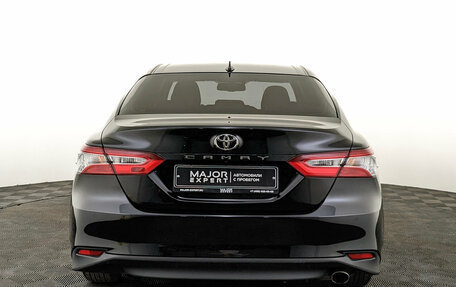 Toyota Camry, 2019 год, 2 750 000 рублей, 6 фотография
