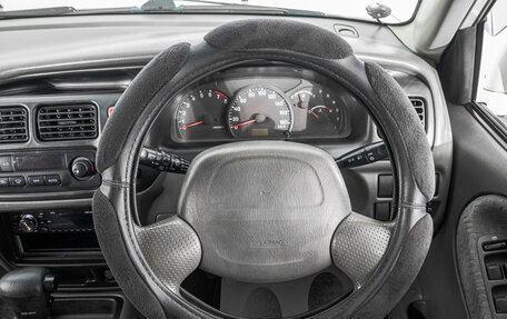 Suzuki Escudo III, 2001 год, 669 000 рублей, 14 фотография
