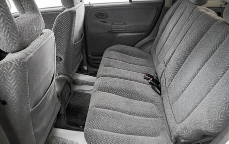 Suzuki Escudo III, 2001 год, 669 000 рублей, 23 фотография