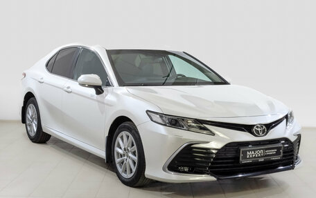 Toyota Camry, 2021 год, 3 350 000 рублей, 3 фотография