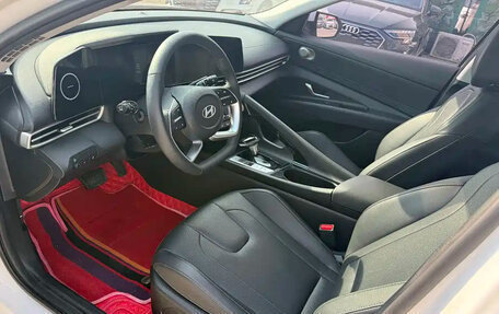 Hyundai Elantra, 2023 год, 1 340 100 рублей, 7 фотография